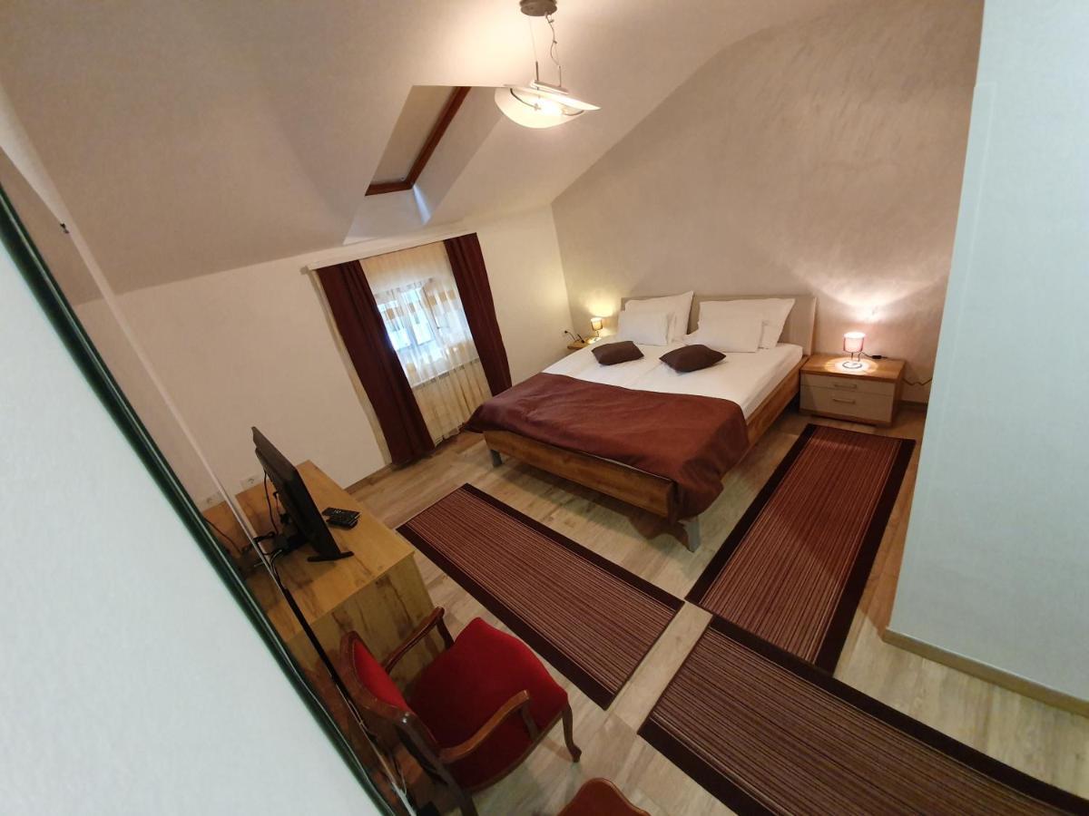 Restaurant And Rooms Kotlar Kobarid Esterno foto